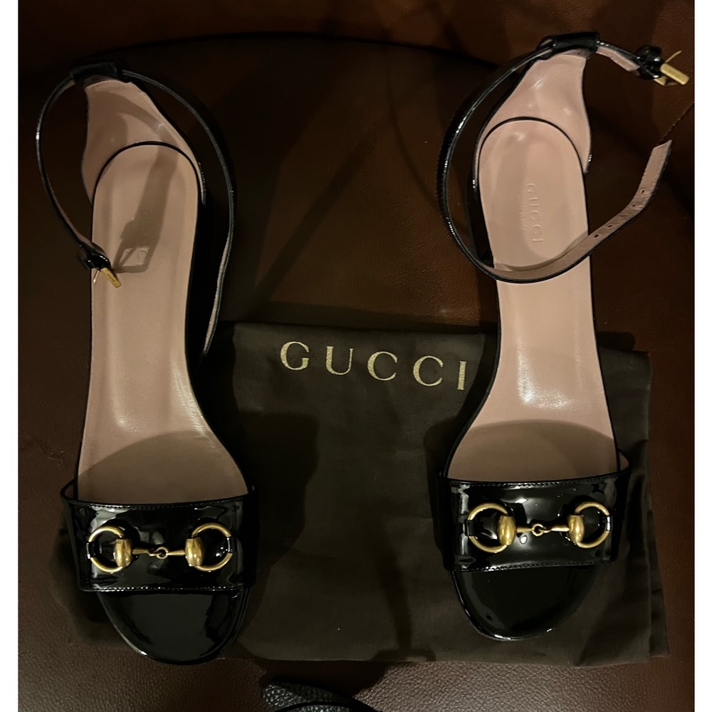 Gucci Women’s Black Patent Leather with Horsebit Sandals, Size 39 1/2